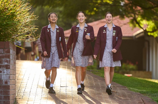 西澳这所著名私立女校，常年排名Top10！近65%的学生ATAR高考成绩达到90+